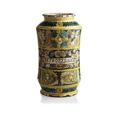 Albarello con trofei guerreschi e mascheroni fantastici